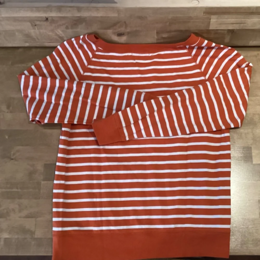 Chaps striped top Size M - Picture 4 of 4